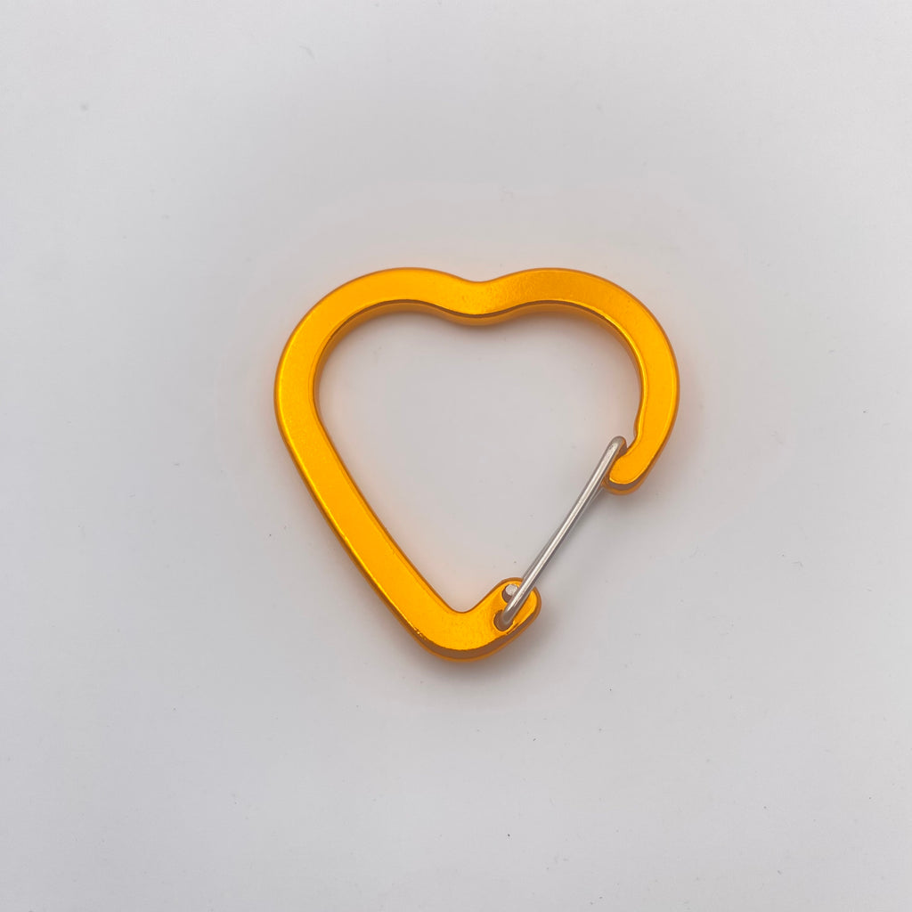 Wholesale Heart Shape Wire Gate Carabiner-Multiple Colors Available in Stock