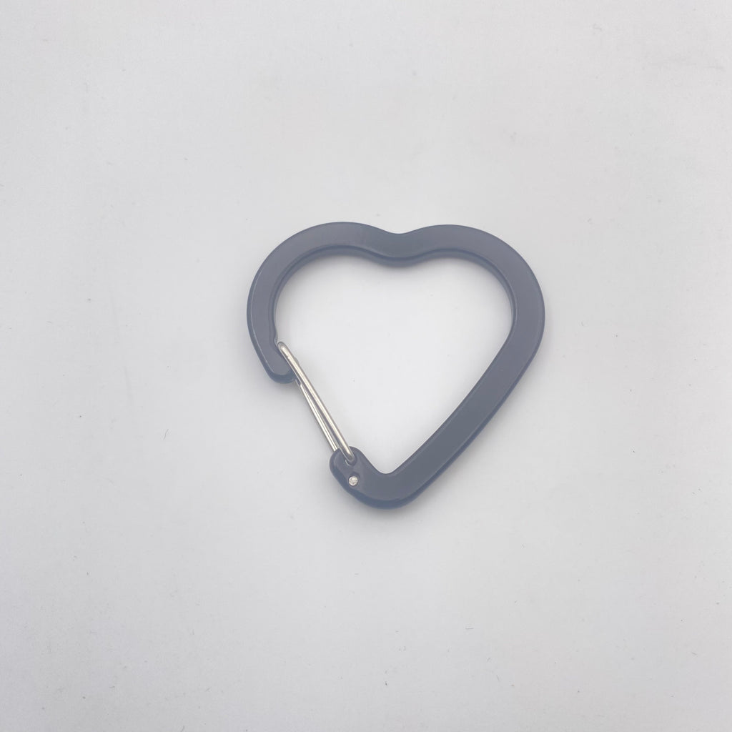 Wholesale Heart Shape Wire Gate Carabiner-Multiple Colors Available in Stock
