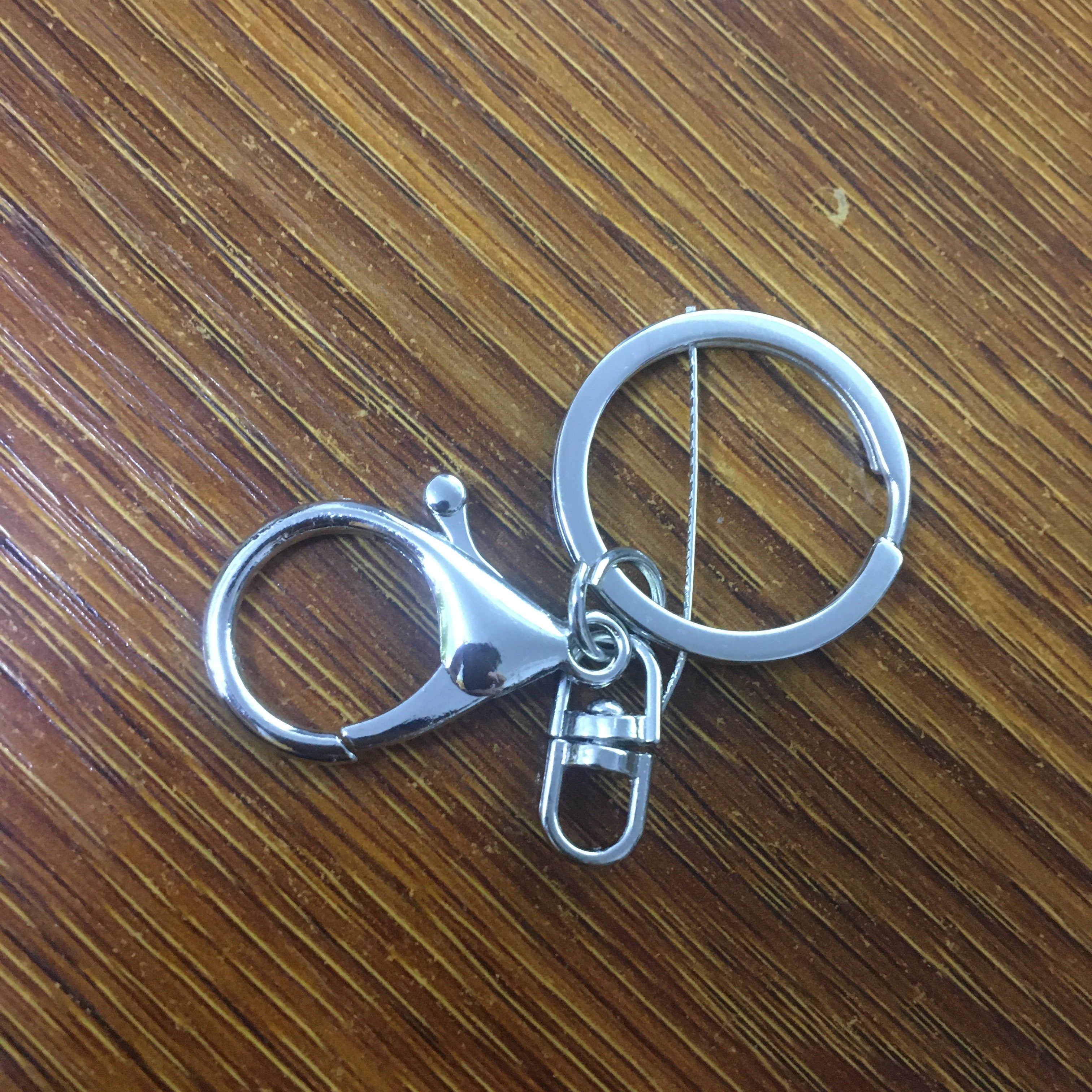 Shuokecrafts 30mm Flat Keyring+ Lobster Clasp + 8 Shape Buckle or With 4-Link Chain