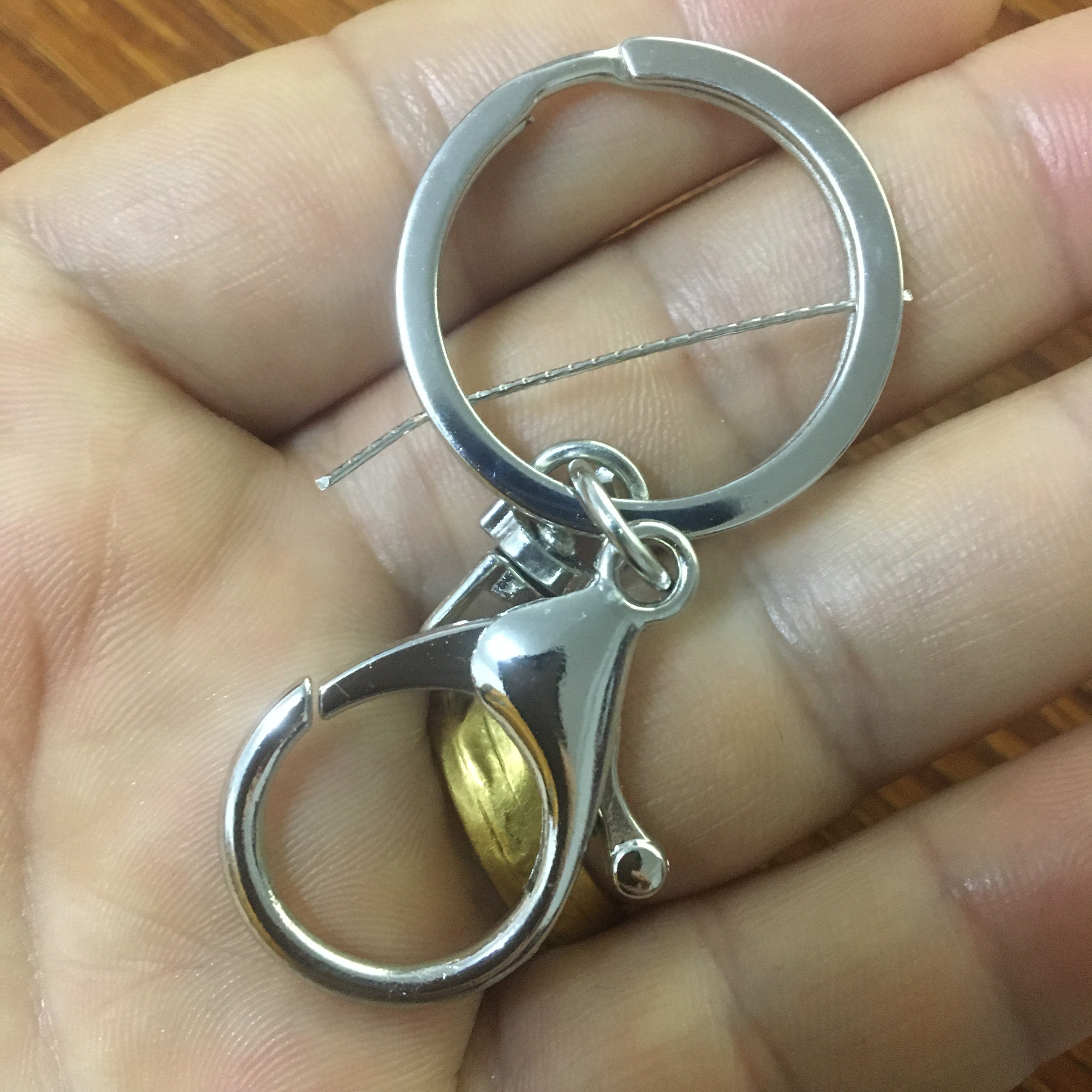 Shuokecrafts 30mm Flat Keyring+ Lobster Clasp + 8 Shape Buckle or With 4-Link Chain